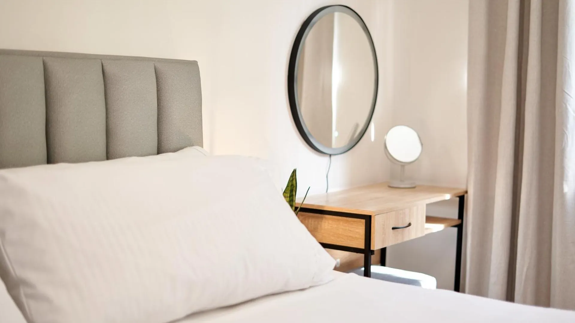 Casa En Laureles- Excelente Ubicacion! Villa Medellín 0*,