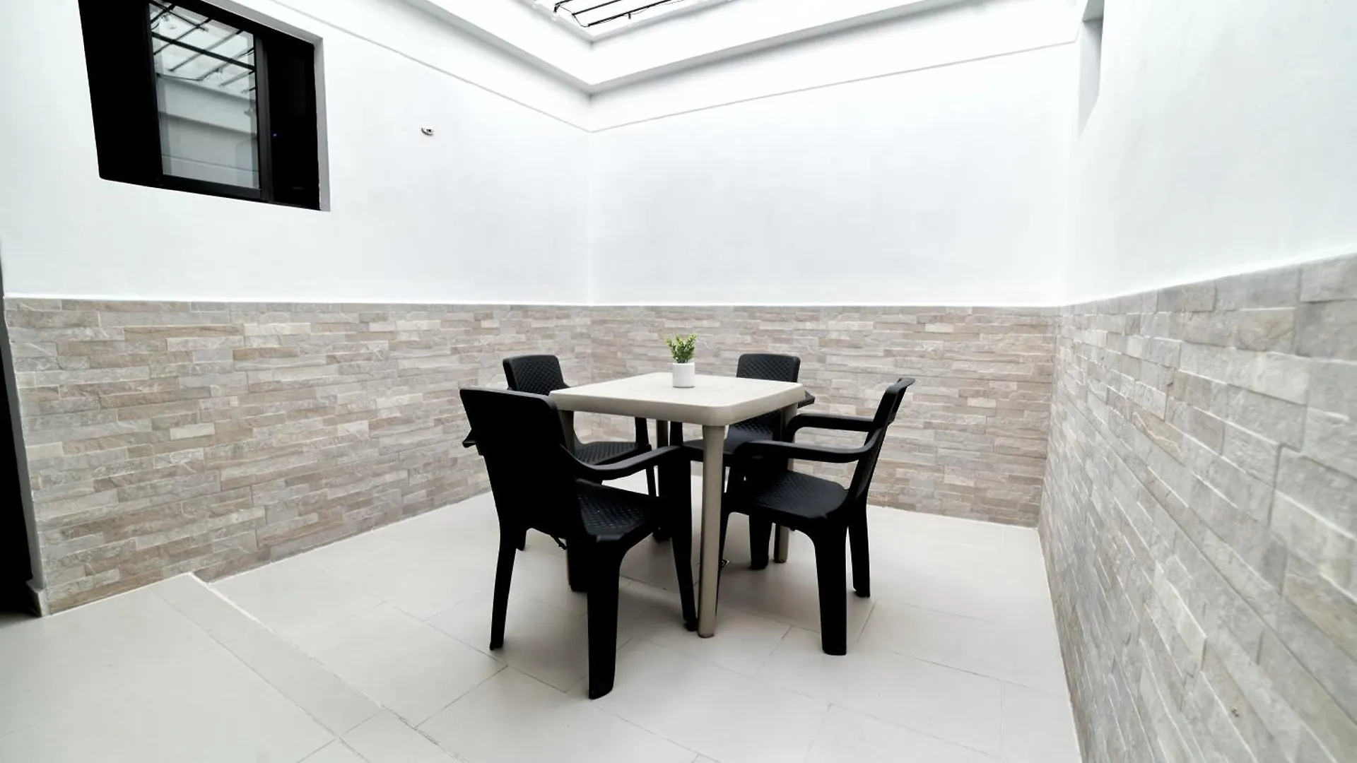 Casa En Laureles- Excelente Ubicacion! Villa Medellin Holiday home